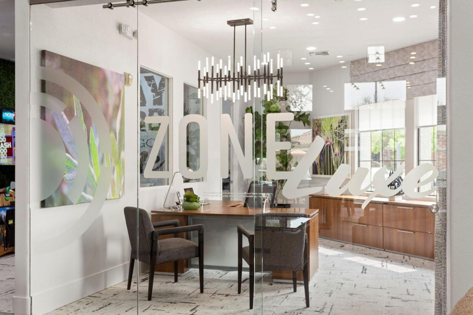 Cozysuites Glendale By The Stadium W Pool! 11 Exterior photo